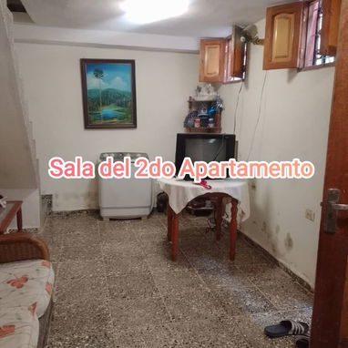 Se venden tres apartamentos ubicados en un mismo pasillo, dentro de una sola propiedad. - Img 125160863