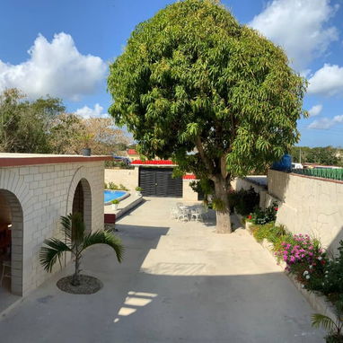 RENTA VILLA MÁGICA ,piscina grande,  4 habitaciones, Paneles solares, playa de Guanabo,  +53 52463651 ,VM - Img 114303934