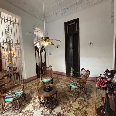 🏡 Propiedad Amplia en Venta – Santo Suárez, 10 de Octubre, La Habana (12) - 4/7