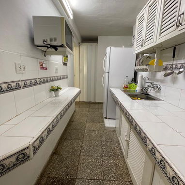🏡 APARTAMENTO EN EL VEDADO EN VENTA🏷️ - 5/10
