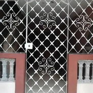 Se realizan trabajos de herrería, puertas, ventas, portones, barandas, puertas con cristales, venta de baño y cocina. - Img 57772384