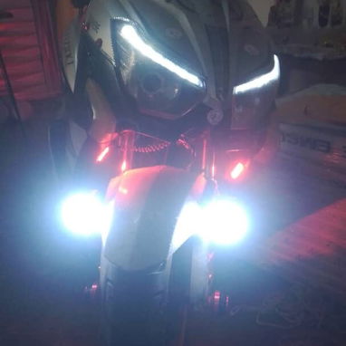 Venta de moto eléctrica sin batería, todo en perfecto estado - Img 124040298