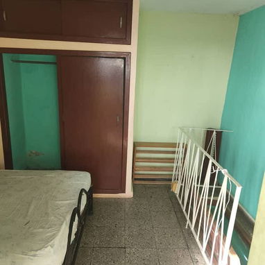 Venta de casa puerta de calle en el Reparto Rocafort - Img 121409366