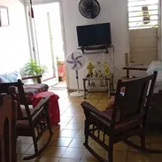 Apartamento de 2 Cuartos en 1er Piso en Edificio Microbrigada en Casino Deportivo !!! - Img 52286192