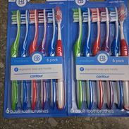 Cepillos de dientes e Hilo dental - Img 54442882