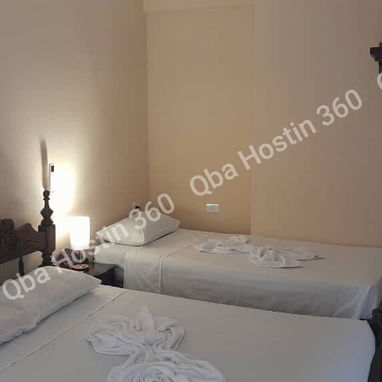RENTA hostal de 2 habitaciones en el Centro de Trinidad, con Qba Hostin 360. - 5/9