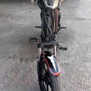 Bicimoto grillo haciendo 40 km no tiene plásticos partidos viene con su cesta más detalle al pv - Img 58157341