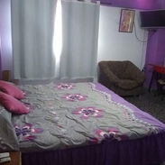 SE RENTA APARTAMENTO DE 3 HABITACIONES EN EL VEDADO, CON VISTA AL MALECON HABANERO. 53880216 - Img 53827985
