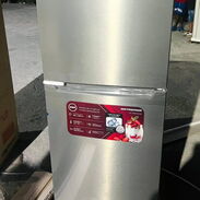 Refrigerador PREMIER de 7.06 pies   Sin Escarcha "No Frost" • - Img 45620925