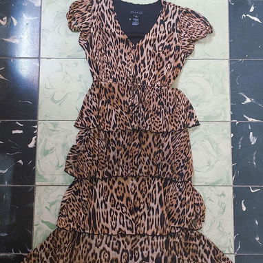 Vestido de salir con estampado de leopardo - 2/2