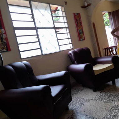Vendo casa de 2 cuartos con frente a calle y placa libre. Boyeros. La Habana. - 2/10