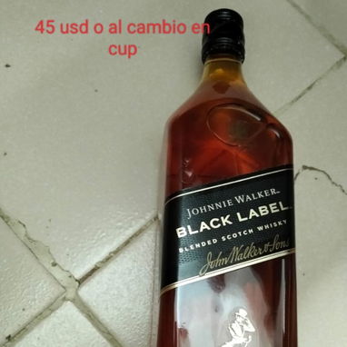 Vendo botellas de Vodka Beluga y Whisky de alta calidad - 4/8