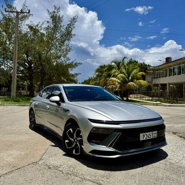Hyundai sonata 2025 Como nuevo - Img 123535374