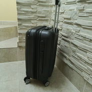 Maletas de viaje de 10-12 kg para equipaje de mano. De 4 ruedas que se pueden quitar, candado numérico y asa extraíble - Img 47742655