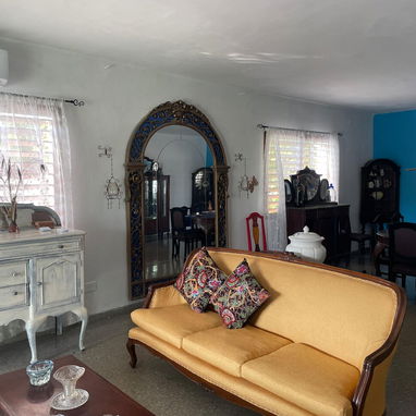 📱 Alquiler de Propiedad Horizontal Exclusiva con 4 Habitaciones y Confort Total - Img 116418509