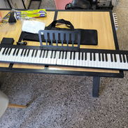 Piano digital de 88 teclas - Img 54044272