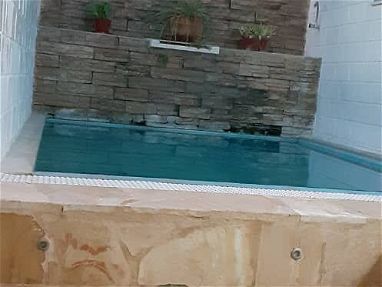 Casa con piscina en Varadero cerca del mar. - Img 66880131
