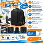 Mochila negra para laptop con puerto USB exterior. Práctica y funcional, ideal para transportar y organizar libros, doc. - Img 58467492