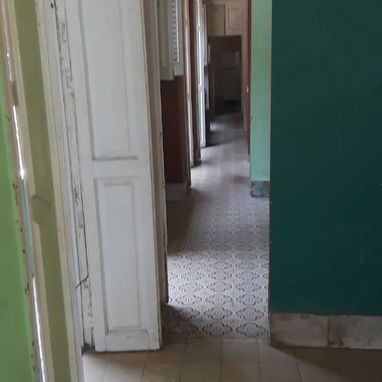 Se vende casa amplia - Img 124188349