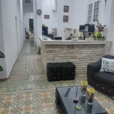 Vendo casa colonial de 611 m2 con todo ,listo para llegar y vivir - Img 123059241