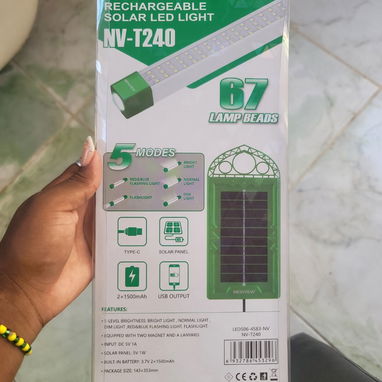 🔦 ¡Dile adiós a los apagones con la Barra LED Recargable Solar NEWVEW® NV-T240! ☀️ La solución perfecta y más completa - 2/5