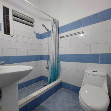 RENTA EN LA HABANA VIEJA - 8/10