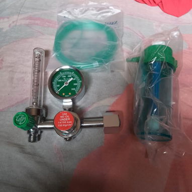 En venta manómetro o regulador d oxigeno medicinal - 2/2