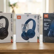 EL MEJOR SONIDO , AUDIFONOS DE CASCO Y PEQUEÑOS DENTRO DEL OIDO MARCAS: SKULLCANDY , JLAB , JBL , INALAMBRICOS 52830802 - Img 57694821
