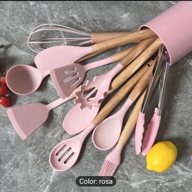 Set de 12 piezas de Silicona con el cabo en madera en 15 USD  Colores disponibles: Rosado - 2/3