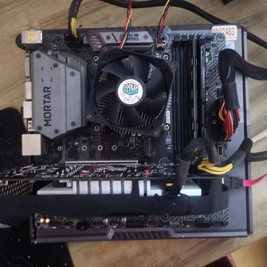 VENDO O CAMBIO PC (también vendo por separado) ✅Kit: Board B360M mortar MSI + i5-9600K + 16GB RAM a 2400MHz + Disipado - Img 124578928
