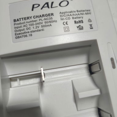 Cargador de batería con pilas recargables D - 2/2