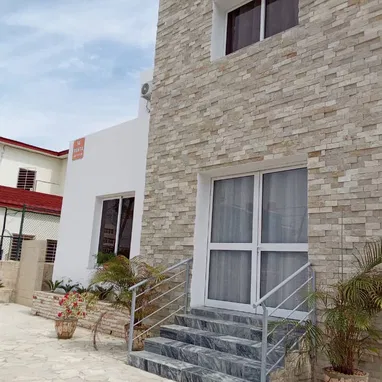Casa moderna en Miramar - Img 121234591