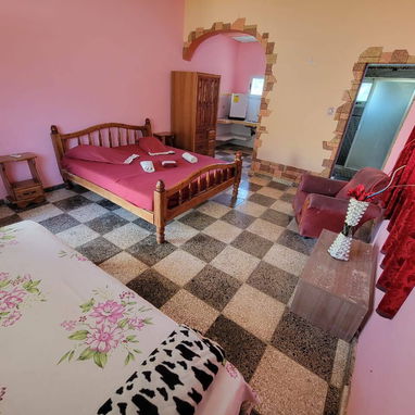 ☀️ Casa con Piscina en Guanabo, La Habana 🌊💦 ¡Ideal para familias y grupos grandes! - Img 98128307