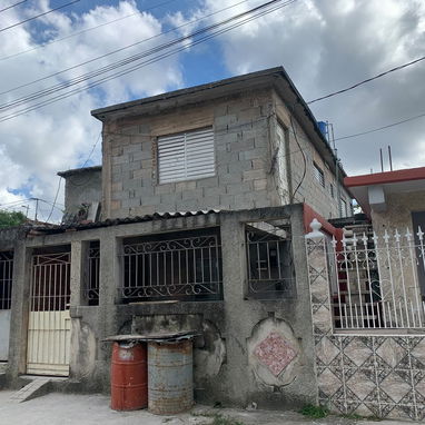 Vendo dos casas en una en el reparto vía blanca Guanabacoa - 4/10