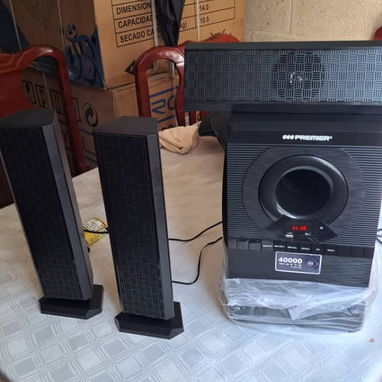 Sistema de altavoces o bocinas - Img 122196654