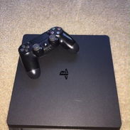 Consola con muy poco uso bien cuidada y funcionando perfectamente - Img 56683591