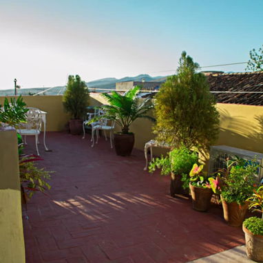 COD.Z 馃搷 Renta Disponible en Trinidad | Hostal de 7 Habitaciones con Split y Minibar馃嵐 - Img 118081996