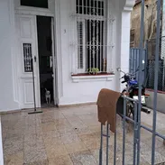 Casa independiente en Santo Suárez con garaje y 3 cuartos en óptimo estado - Img 56364353