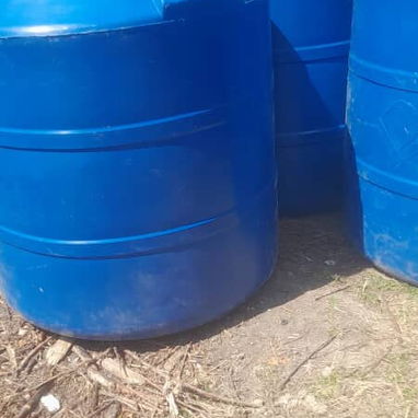 Tanques de agua de todas las medidas - 3/8
