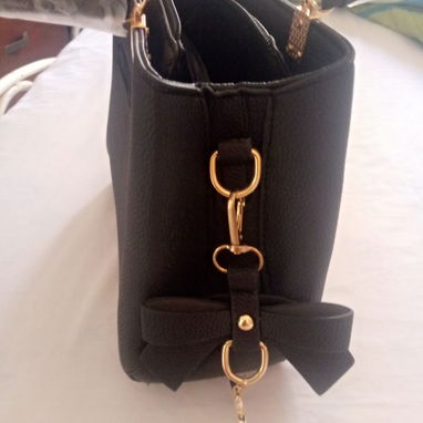 Cartera negra - Img 122380405