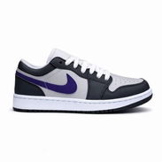 TENIS NIKE AIR JORDAN GRIS Y VIOLETA - Img 56821408