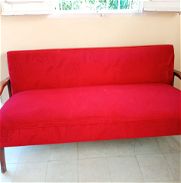 Vendo sofá de uso . (MADERA BUENA ) - Img 45891739