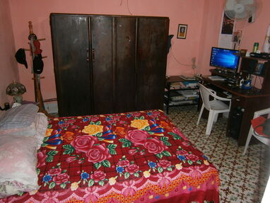 Apartamento amplio en Centro Habana. 4/4. 2 baños. Nunca se va la electricidad ni el agua. Zona céntrica - Img main-image-44153598