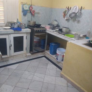 CASA PUERTA CALLE EN VENTA EN CENTRO HAVANA, A 1 CUADRA DE REINA, PRECIO 19.000. SOLO VERDADEROS INTERESADOS - 3/10