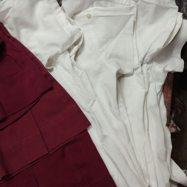 En venta varios uniformes de uso para niña de primaria - Img 110189212