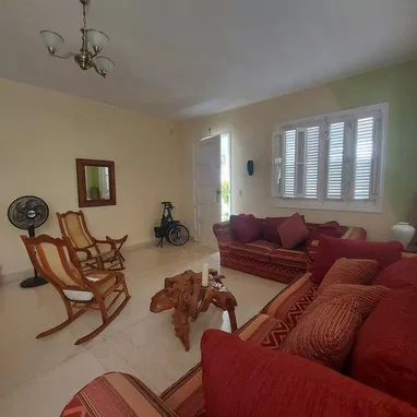 Miramar 150 mil casa independiente 4ctos 2 baños - 7/10