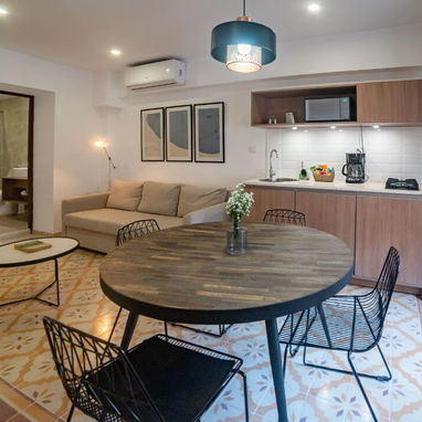 ⚡ RENTA LUJO HABANA VIEJA - SIN APAGONES - WIFI 24H - SOFÁ CAMA - Img 120454298