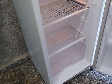 Se vende refrigerador LG de uso, funciona perfectamente - Img 66553175