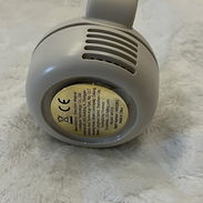 Minu ventilador recargable, puerto C,ideal para llevar encima, en blusa, camisa, vestido, bolso o cartera. - Img 55481177