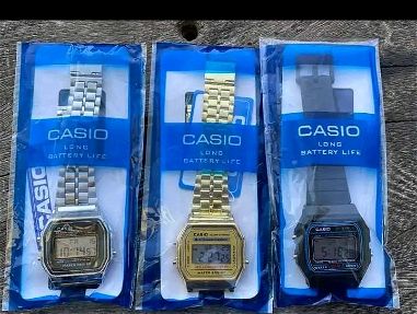 Relojes casio  de diferentes tonos - Img 66080506